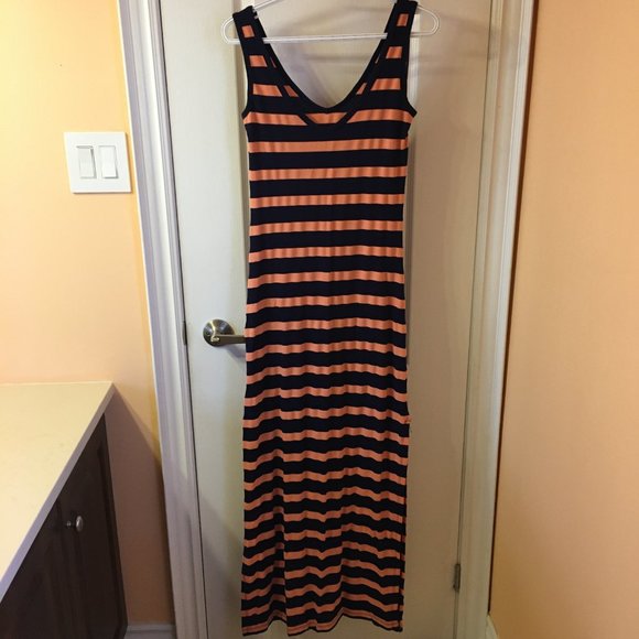 Dynamite Striped Bodycon Maxi Dress - Picture 2 of 4